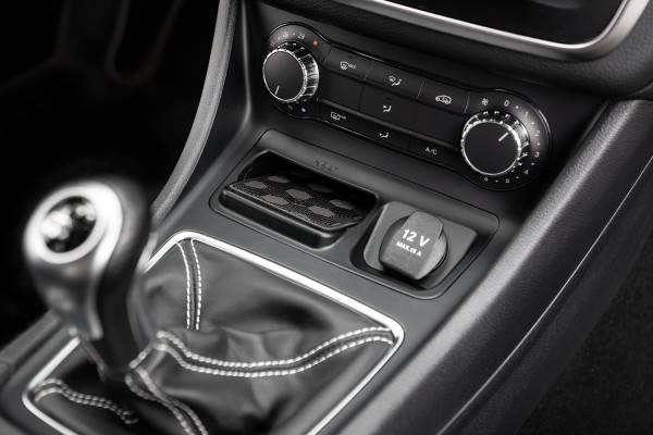 Ladefach für Mercedes W176 - 2012-2018 | induktives Laden 10 Watt | für smartphones | kein lästiges Ladekabel mehr